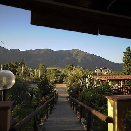 S'Arriali Ranch Guest House Iglesias Exterior photo