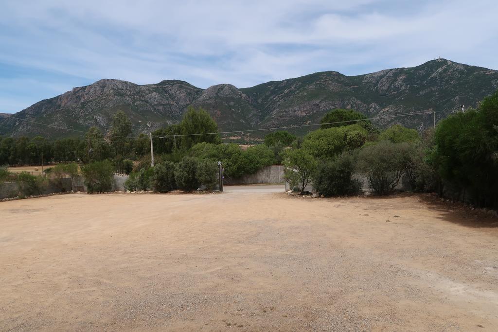 S'Arriali Ranch Guest House Iglesias Exterior photo