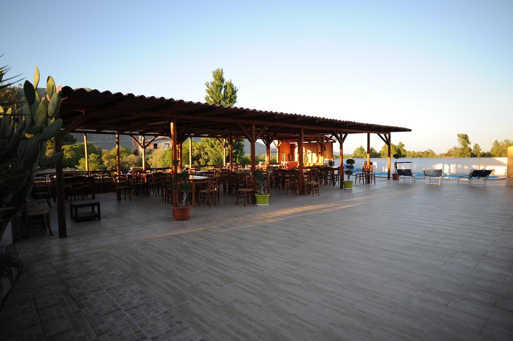 S'Arriali Ranch Guest House Iglesias Exterior photo